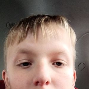 Meet your Posher, Ethan